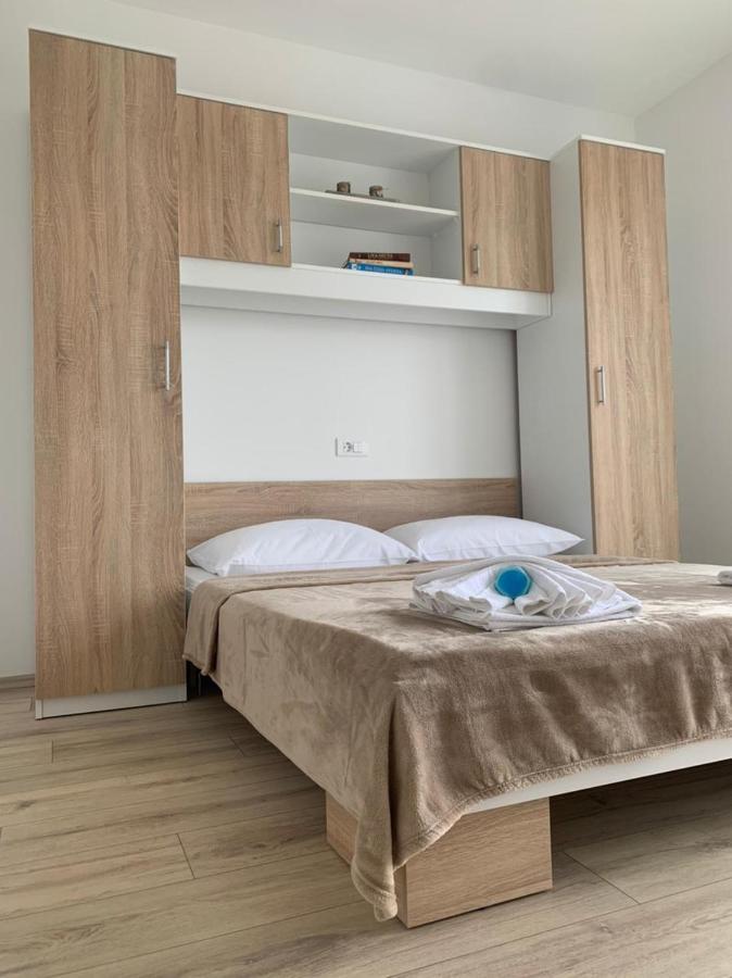 Rooms Viskic Rab Town Exterior foto